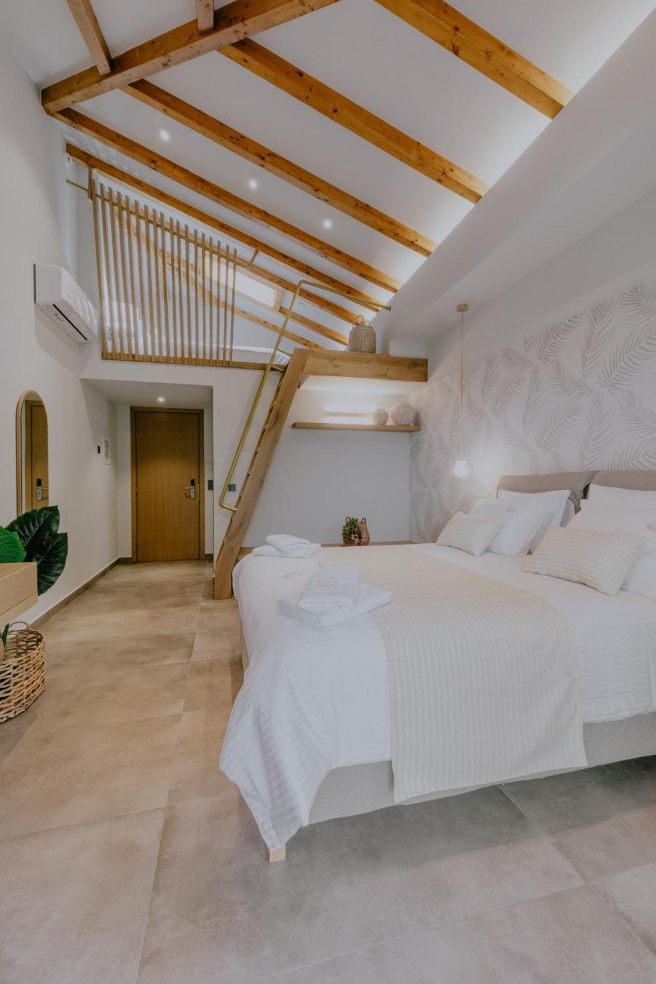 Fildisi Luxury Suites Nafplio Exterior photo